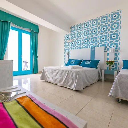 Magna Grecia 3*