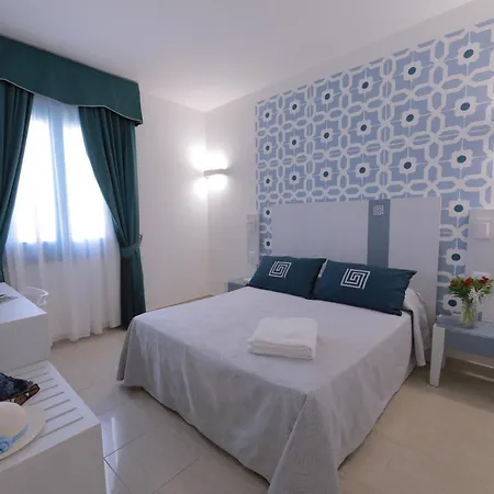 Magna Grecia 3*